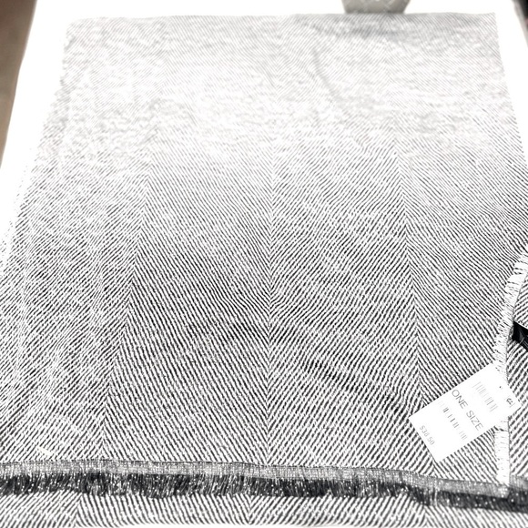 INC International Concepts Two-Tone Shine Scarf Wrap, Black/White One Size - Picture 4 of 6